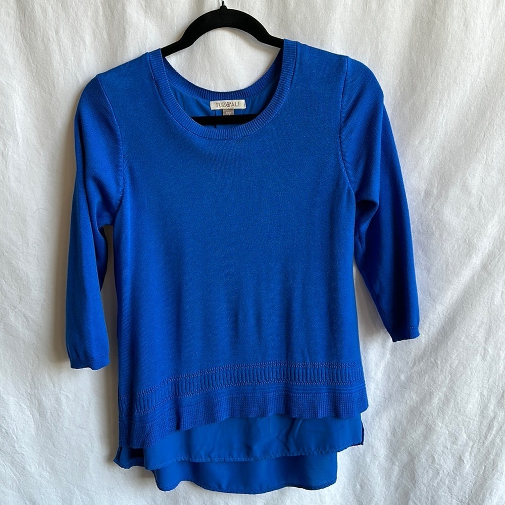 Roz & Ali royal blue layered-look sweater, size PM